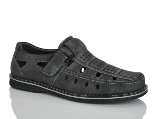 L1067-709, 8 (40-45), <strong>17</strong>, літо